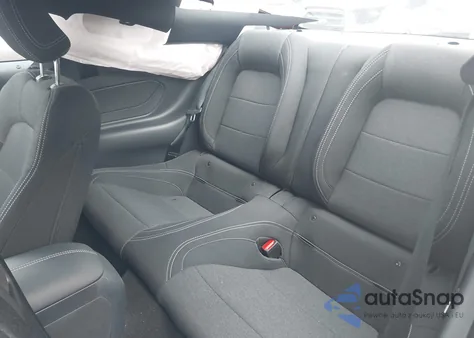 2024 Ford Mustang Ecoboost Fastback z USA, uszkodzony, nr VIN 1FA6P8TH8R5122097